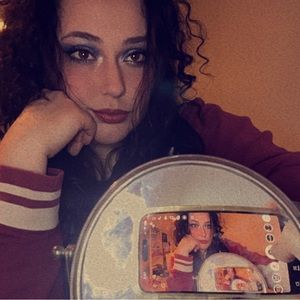 Meet your Posher, Stormy